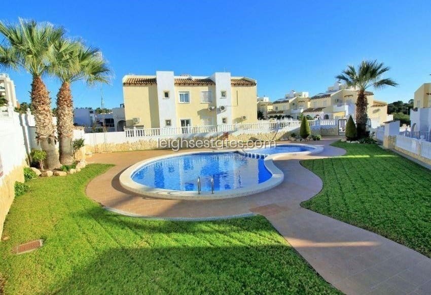 3 quarto Apartamento para venda em Villamartin com piscina - 185 000 € (Ref: 9235994)