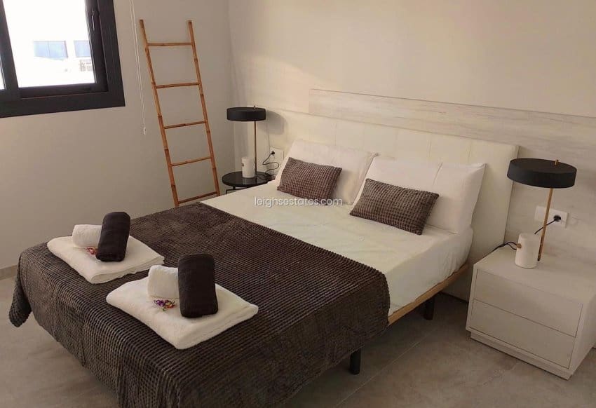 2 bedroom Apartment for sale in Villamartin with pool garage - € 269,000 (Ref: 9353163)