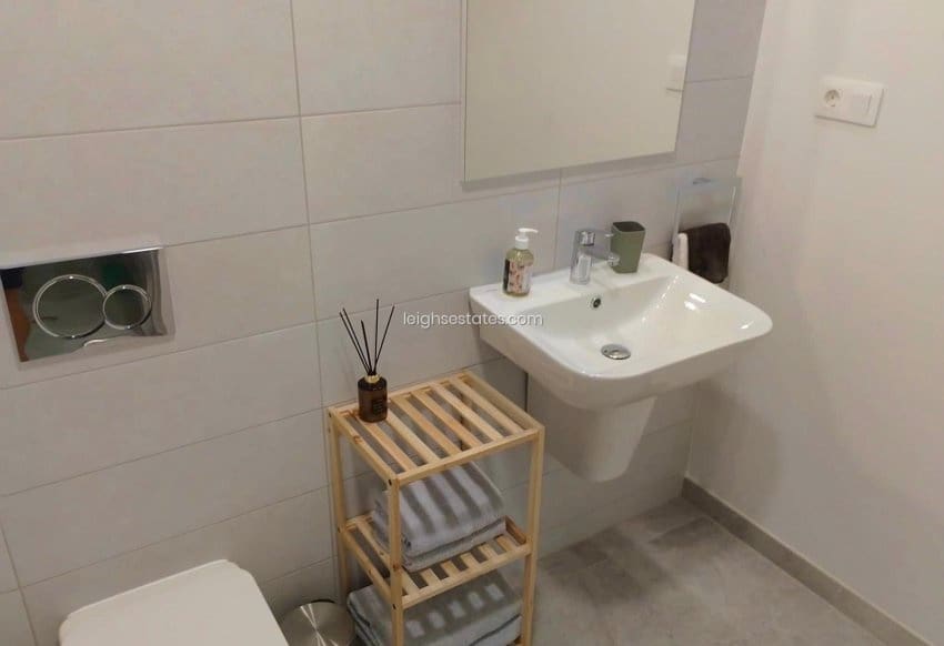 2 bedroom Apartment for sale in Villamartin with pool garage - € 269,000 (Ref: 9353163)