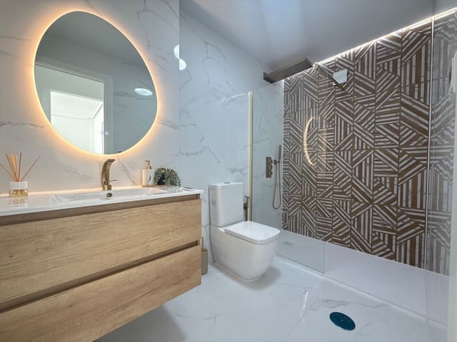 1 sypialnia Apartament na sprzedaż w Playa Flamenca, Orihuela z basenem - 170 000 € (Ref: 9385113)