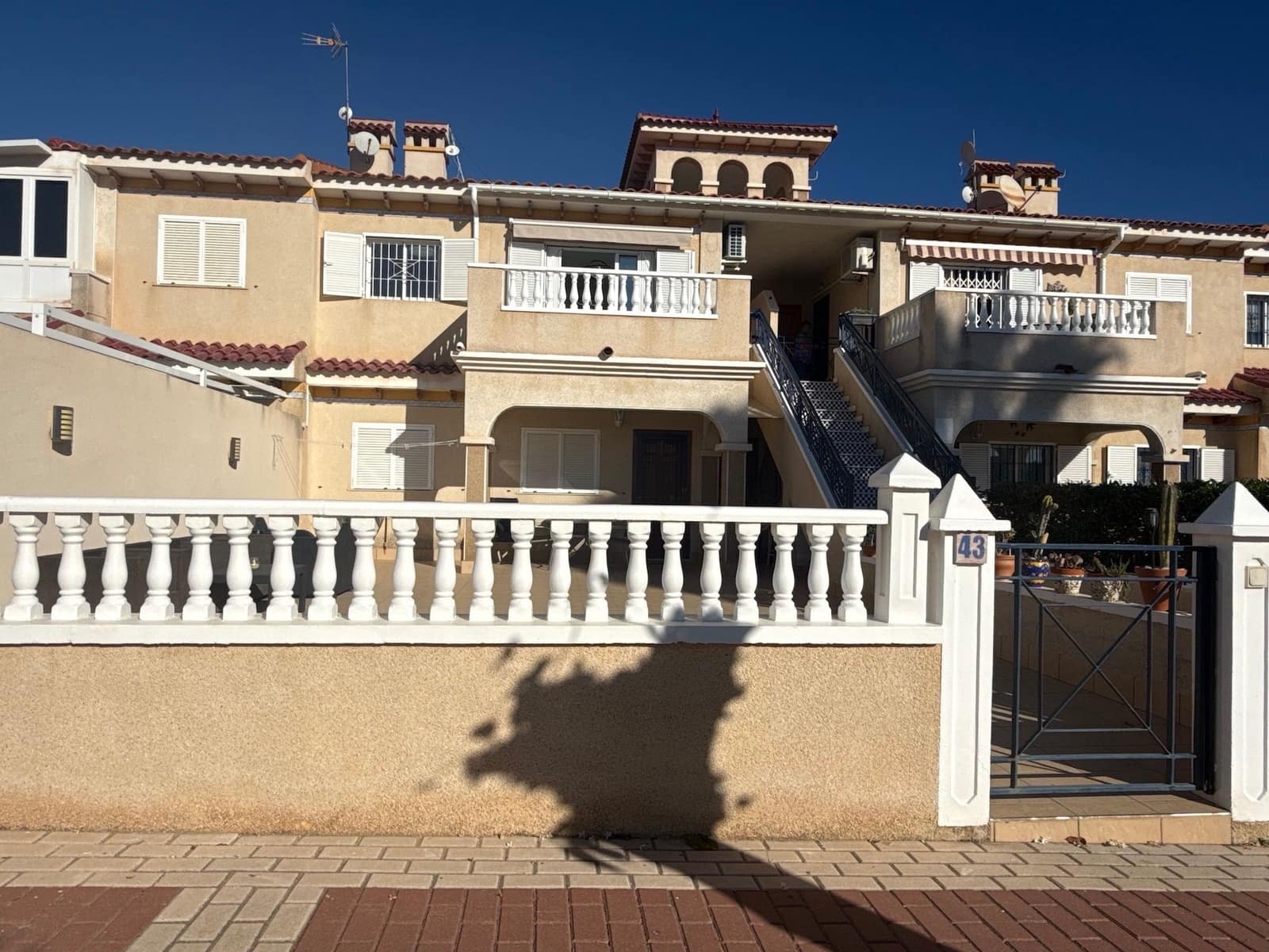 1 bedroom Apartment for sale in Playa Flamenca with pool - € 170,000 (Ref: 9385113)