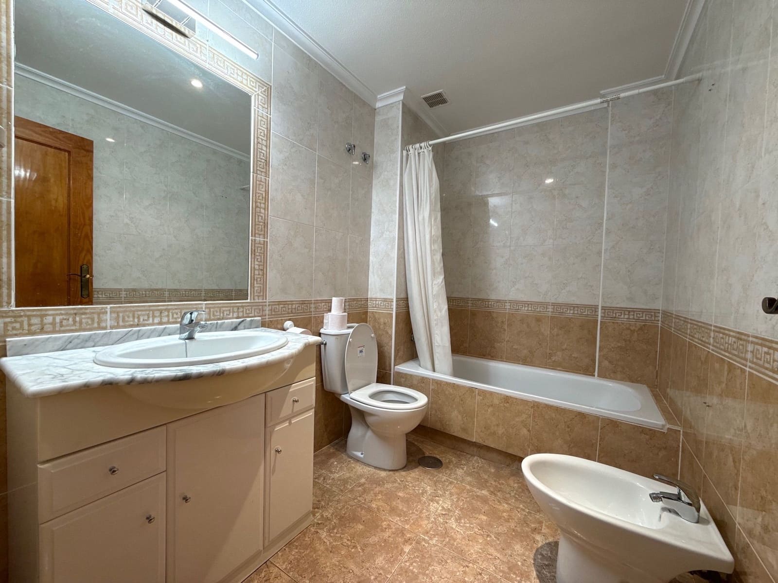 2 makuuhuone Huoneisto myytävänä paikassa Cabo Roig mukana uima-altaan 
autotalli - 185 000 € (Ref: 9395719)