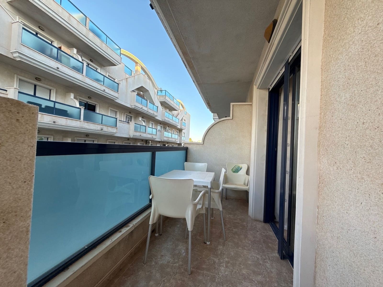 2 makuuhuone Huoneisto myytävänä paikassa Cabo Roig mukana uima-altaan 
autotalli - 185 000 € (Ref: 9395719)