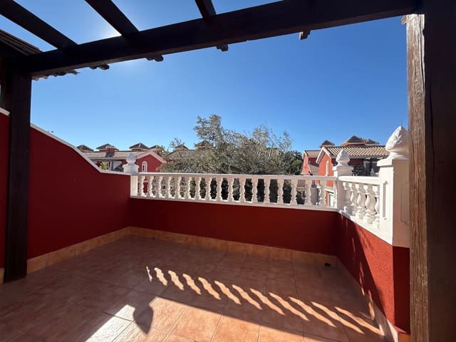 2 sovrum Villa till salu i Villamartin, Orihuela med pool garage - 239 000 € (Ref: 9406221)