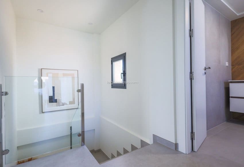 3 slaapkamer Villa te koop in Villamartin met zwembad - € 590.000 (Ref: 9443053)