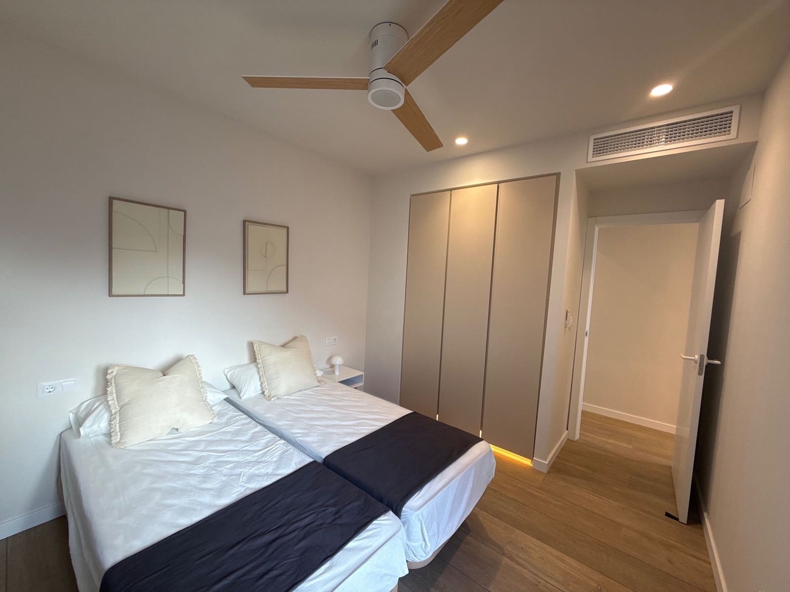 3 quarto Moradia para venda em Santiago de la Ribera com piscina - 365 000 € (Ref: 9474675)