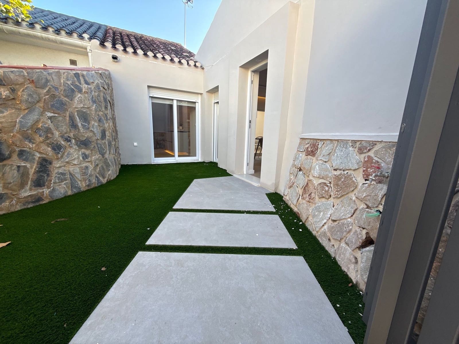 3 quarto Moradia para venda em Santiago de la Ribera com piscina - 365 000 € (Ref: 9474675)