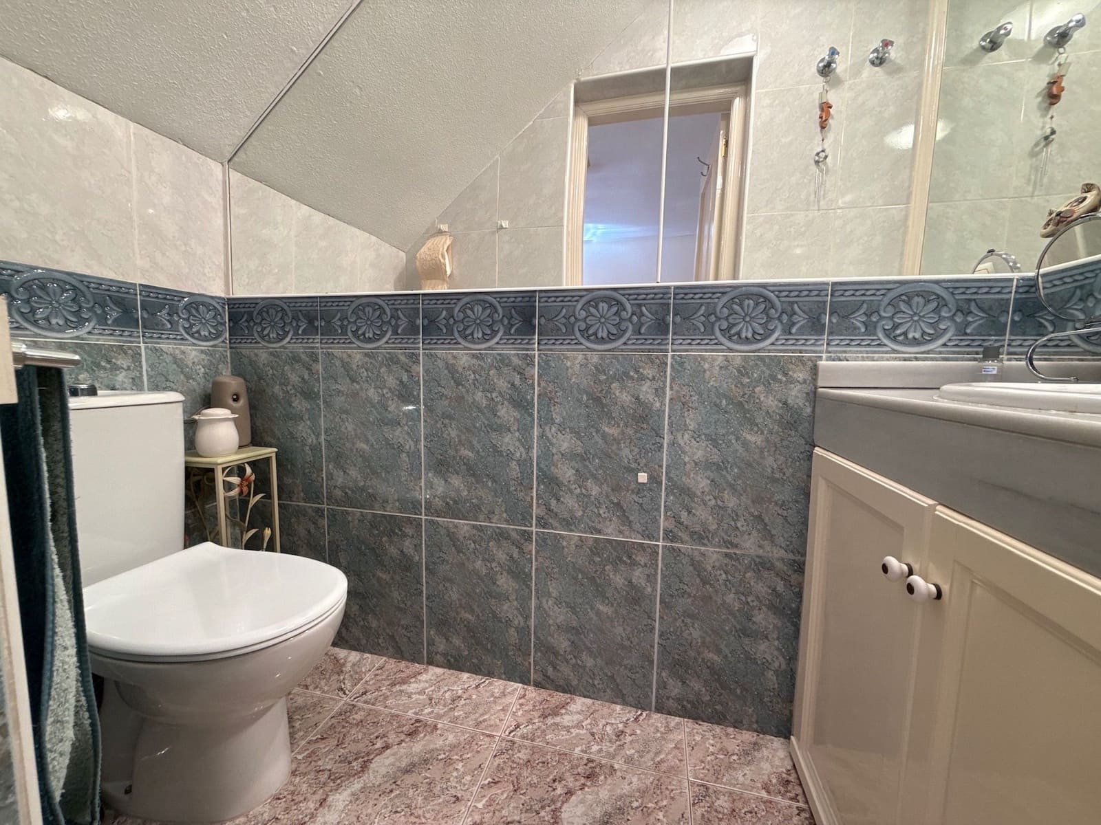 2 bedroom Townhouse for sale in Villamartin with pool - € 155,000 (Ref: 9485141)