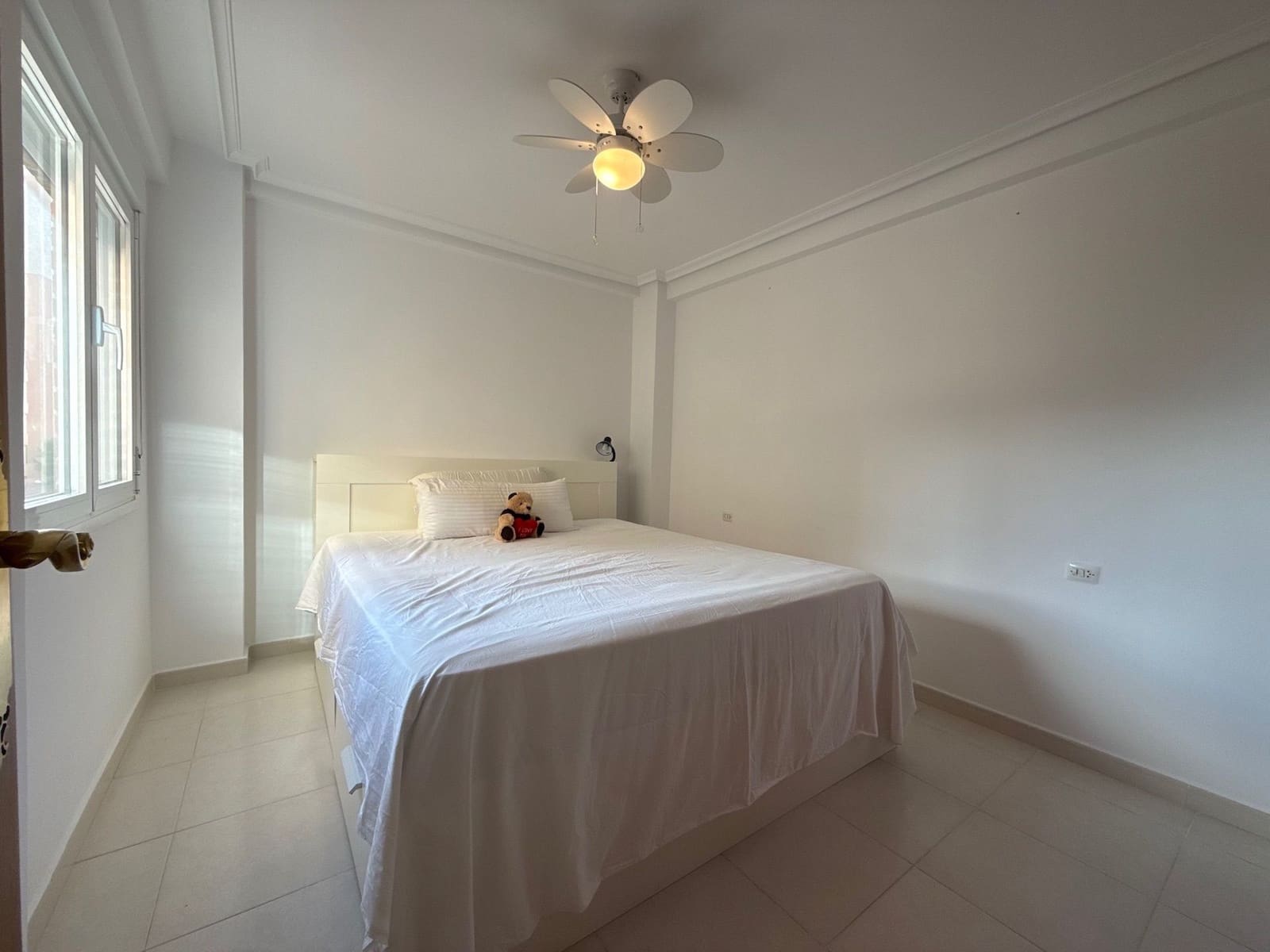 3 Zimmer Apartment zu verkaufen in Dehesa de Campoamor mit Garage - 275.000 € (Ref: 9570620)