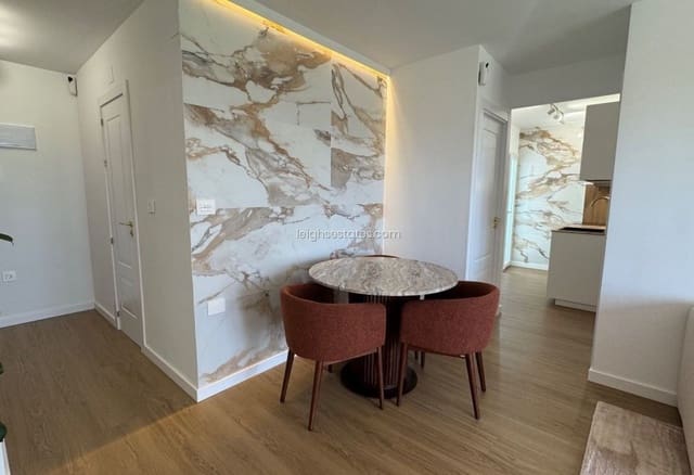 2 makuuhuone Huoneisto myytävänä paikassa Punta Prima, Orihuela mukana uima-altaan 
autotalli - 269 000 € (Ref: 9578465)