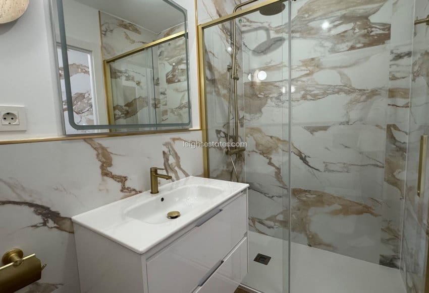 2 bedroom Apartment for sale in Orihuela Costa with pool garage - € 249,000 (Ref: 9578465)