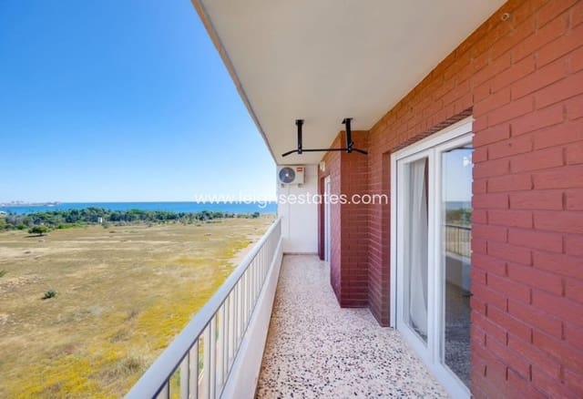 2 soverom Leilighet til salgs i Punta Prima, Orihuela med svømmebasseng garasje - € 210 000 (Ref: 9578465)