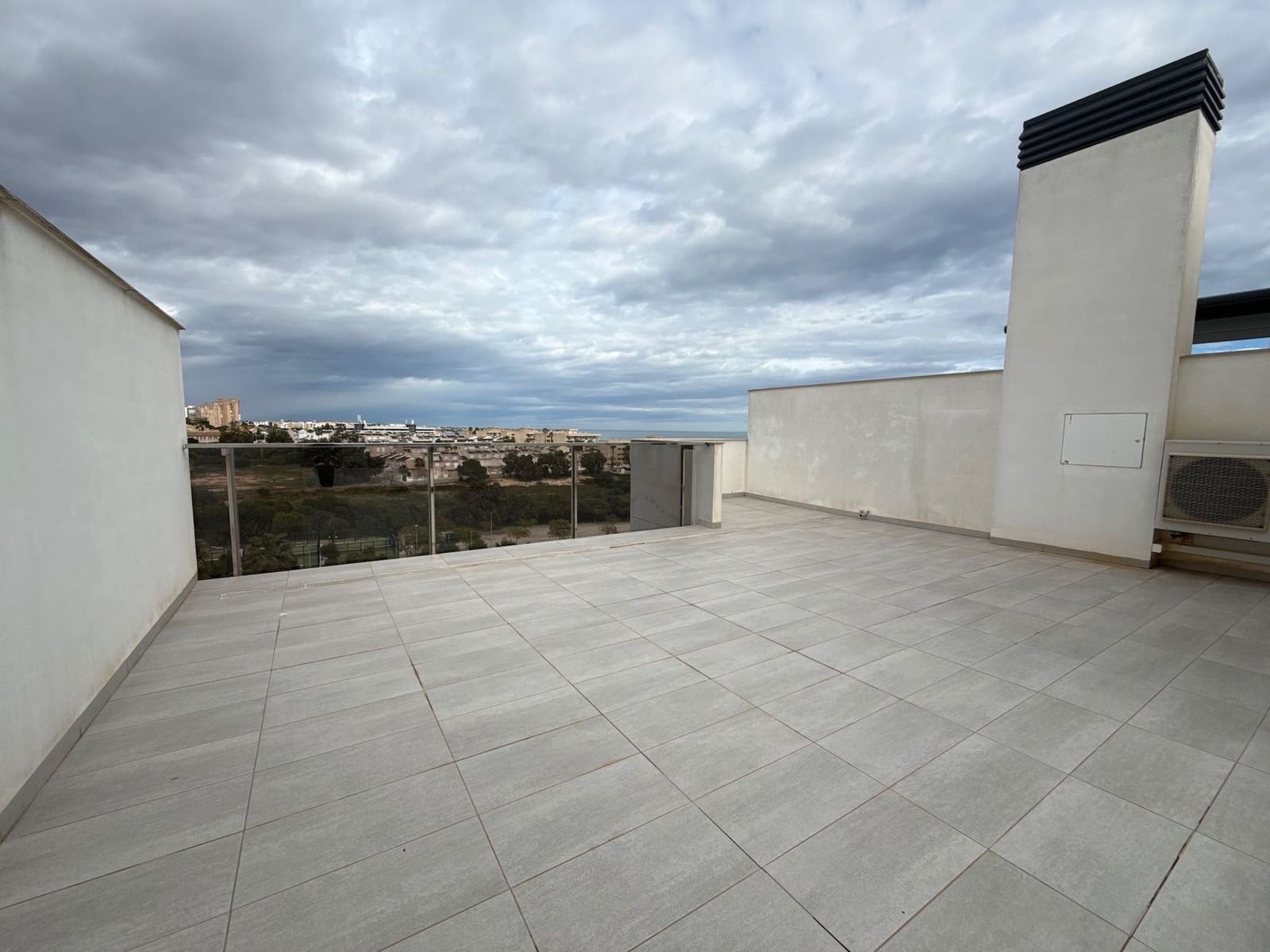 2 slaapkamer Appartement te koop in Pilar de la Horadada met zwembad - € 415.000 (Ref: 9590708)