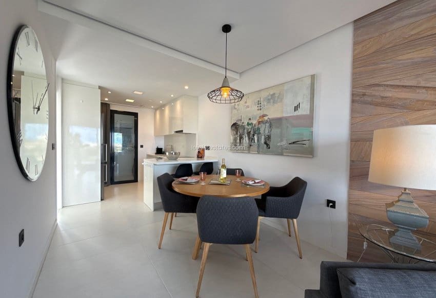 2 sovrum Lägenhet till salu i Pilar de la Horadada med pool - 415 000 € (Ref: 9590708)