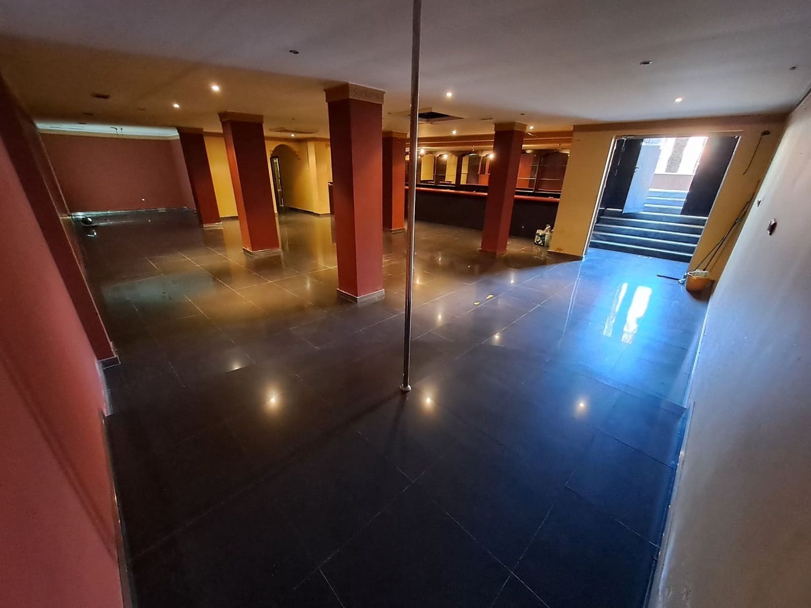 Commercieel te koop in San Miguel de Salinas - € 98.000 (Ref: 9602540)