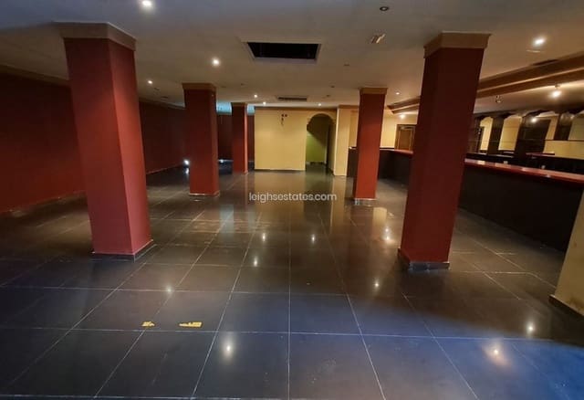 Commercial for sale in San Miguel de Salinas - € 98,000 (Ref: 9602540)