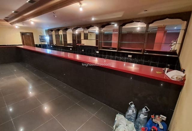 Commercial for sale in San Miguel de Salinas - € 98,000 (Ref: 9602540)