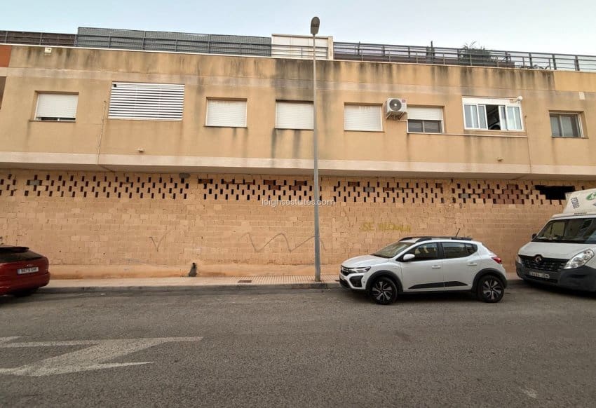 Local Comercial en Pilar de la Horadada en venta con garaje - 379.000 € (Ref: 9629619)