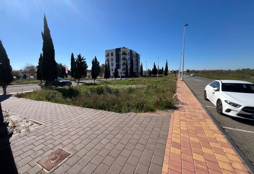 Tomt till salu i San Pedro del Pinatar - 210 000 € (Ref: 9633835)