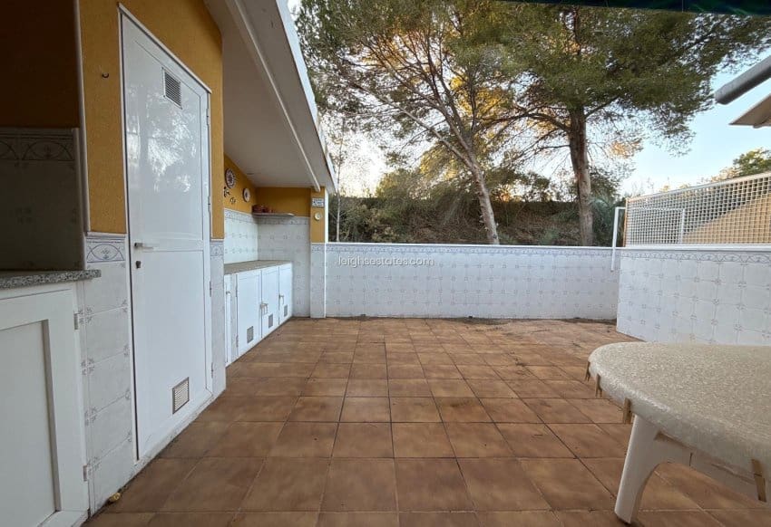 4 bedroom Townhouse for sale in Dehesa de Campoamor with garage - € 425,000 (Ref: 9636438)