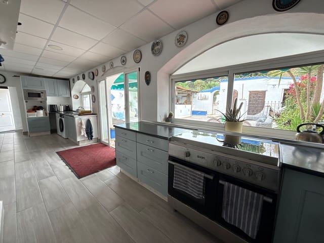 Finca/Casa Rural de 4 habitaciones en Pilar de la Horadada en venta con piscina garaje - 340.000 € (Ref: 9647699)