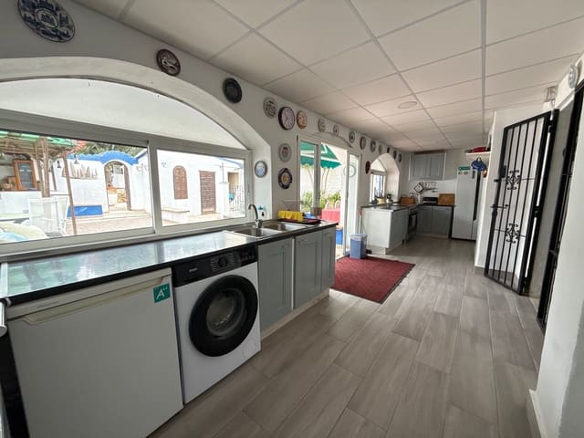 Finca/Casa Rural de 4 habitaciones en Pilar de la Horadada en venta con piscina garaje - 340.000 € (Ref: 9647699)