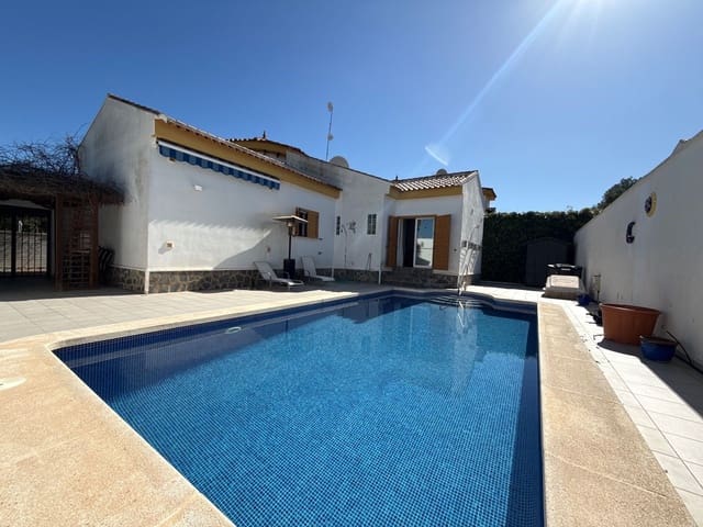 3 soveværelse Villa til salg i Mil Palmeras, Pilar de la Horadada med swimmingpool garage - € 325.000 (Ref: 9651227)