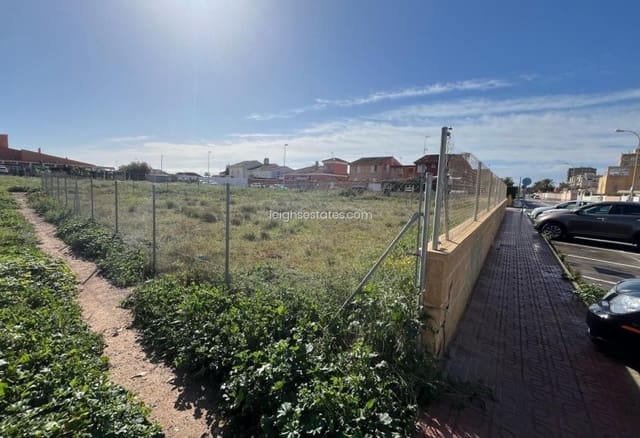 Tontti myytävänä paikassa Torrevieja - 330 000 € (Ref: 9658321)