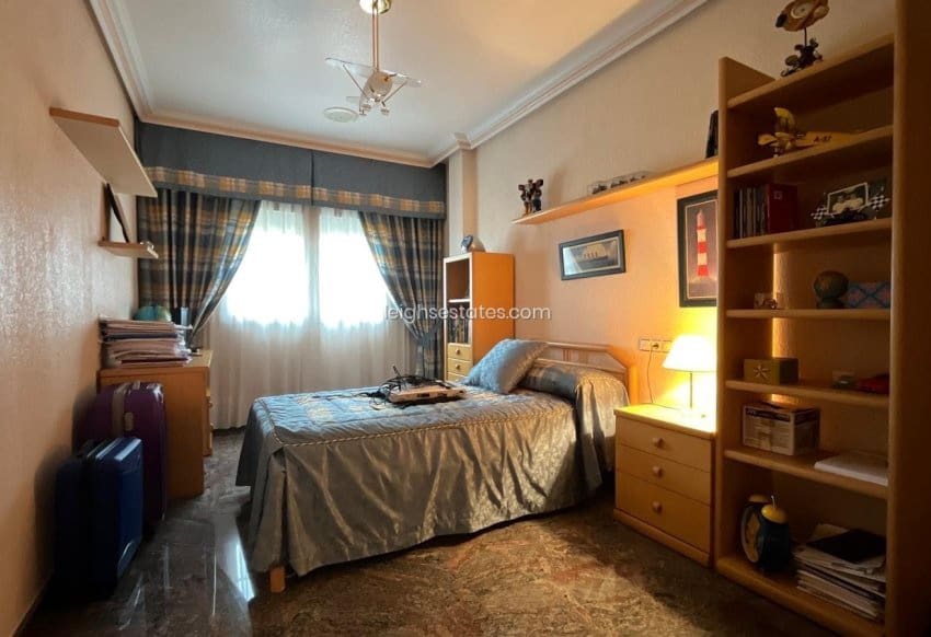 Local Comercial de 4 habitaciones en Los Alcázares en venta - 455.000 € (Ref: 9672294)