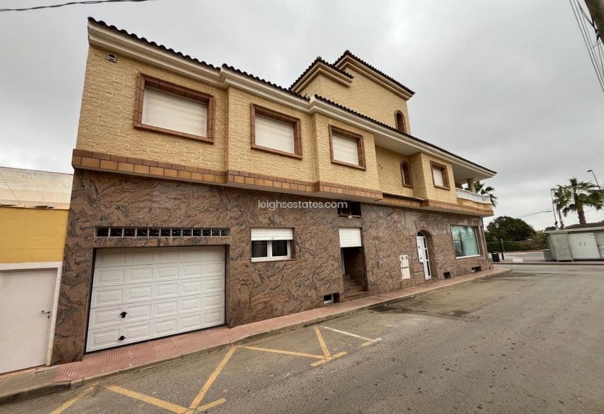 Local Comercial de 4 habitaciones en Los Alcázares en venta - 455.000 € (Ref: 9672294)