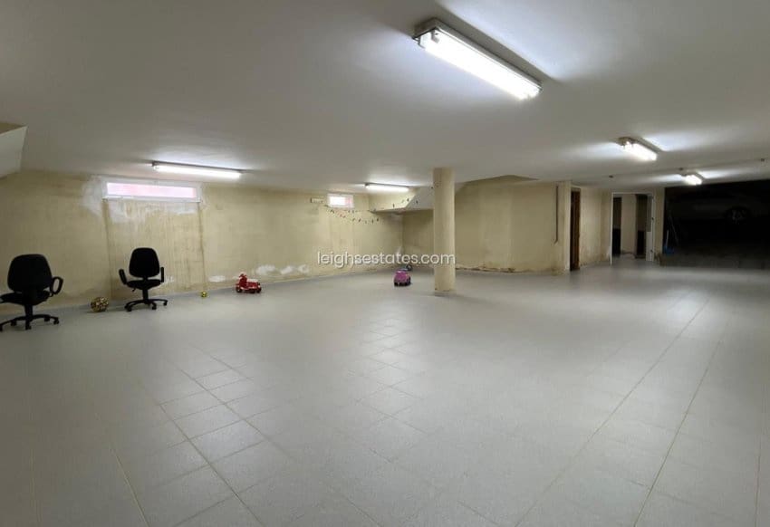 Local Comercial de 4 habitaciones en Los Alcázares en venta - 455.000 € (Ref: 9672294)