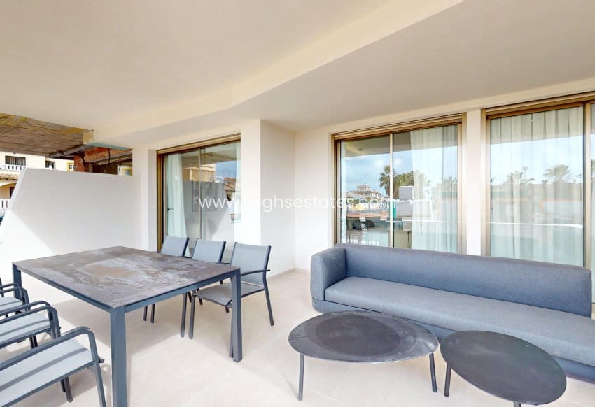 3 slaapkamer Appartement te koop in Cabo Roig met zwembad - € 369.000 (Ref: 9685806)