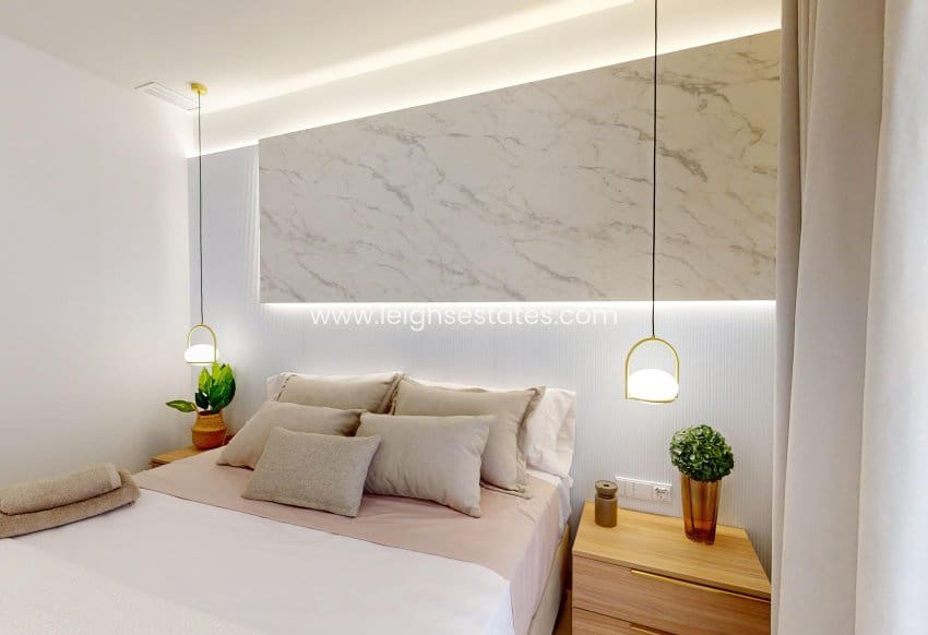 3 slaapkamer Appartement te koop in Cabo Roig met zwembad - € 369.000 (Ref: 9685806)