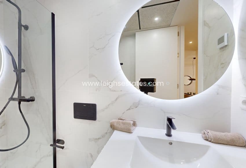 3 slaapkamer Appartement te koop in Cabo Roig met zwembad - € 369.000 (Ref: 9685806)