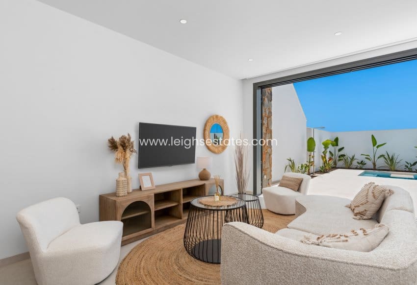 Chalet de 3 habitaciones en Los Alcázares en venta - 499.900 € (Ref: 9685815)