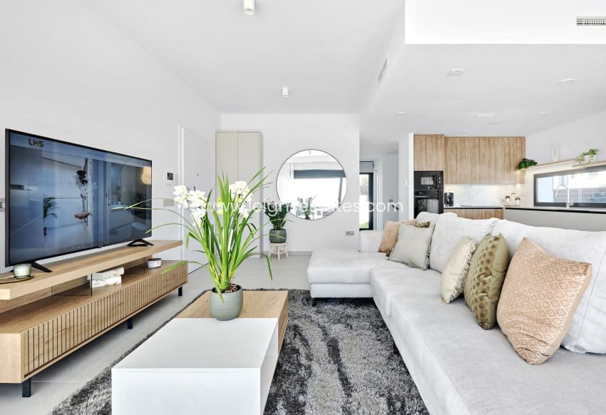 3 chambre Maison de Ville à vendre à San Miguel de Salinas - 649 000 € (Ref: 9685826)