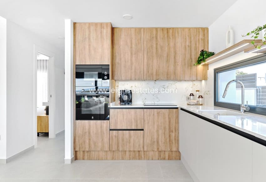 3 chambre Maison de Ville à vendre à San Miguel de Salinas - 649 000 € (Ref: 9685826)