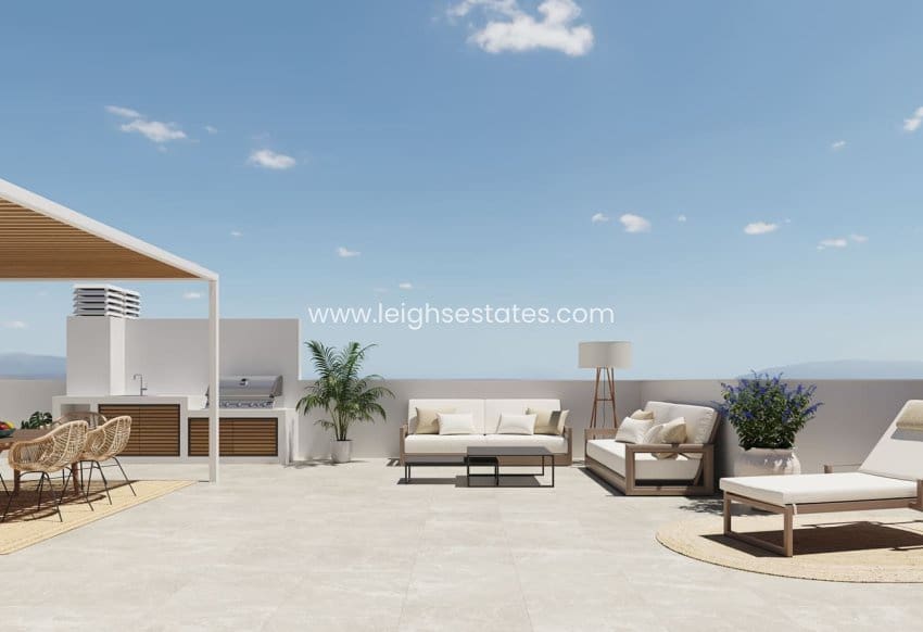 2 bedroom Apartment for sale in Pilar de la Horadada with pool - € 269,900 (Ref: 9685827)