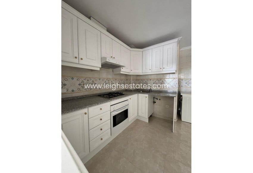 2 soverom Leilighet til salgs i Orihuela Costa med svømmebasseng - € 212 350 (Ref: 9685829)