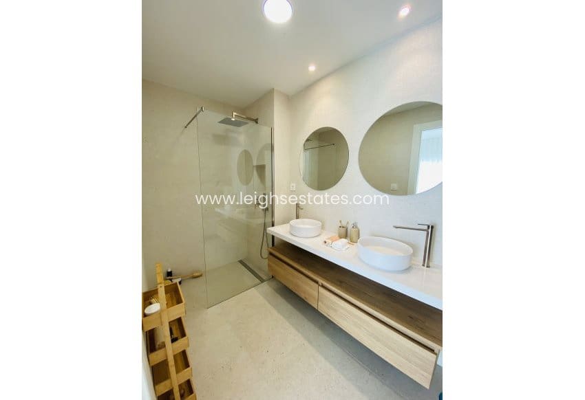 2 bedroom Apartment for sale in Pilar de la Horadada with pool garage - € 304,900 (Ref: 9685830)