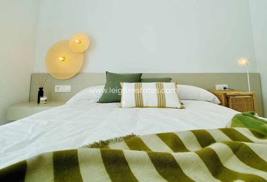 2 bedroom Apartment for sale in Pilar de la Horadada with pool garage - € 304,900 (Ref: 9685830)