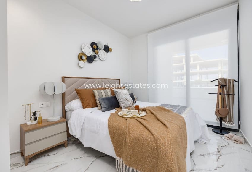 2 slaapkamer Appartement te koop in San Miguel de Salinas met zwembad - € 244.000 (Ref: 9685832)