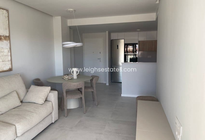 Apartamento de 3 habitaciones en Pilar de la Horadada en venta con piscina garaje - 449.000 € (Ref: 9685839)