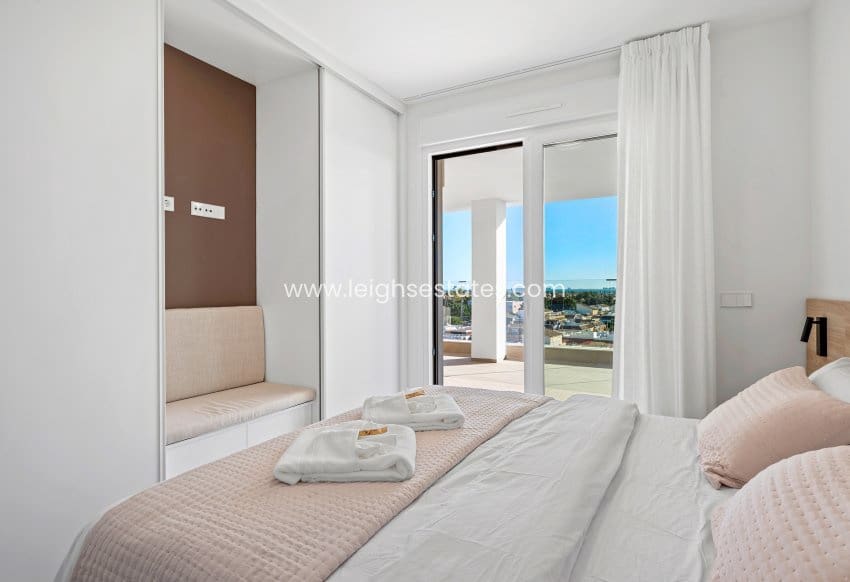 3 soverom Leilighet til salgs i Los Alcazares med svømmebasseng - € 349 900 (Ref: 9685843)