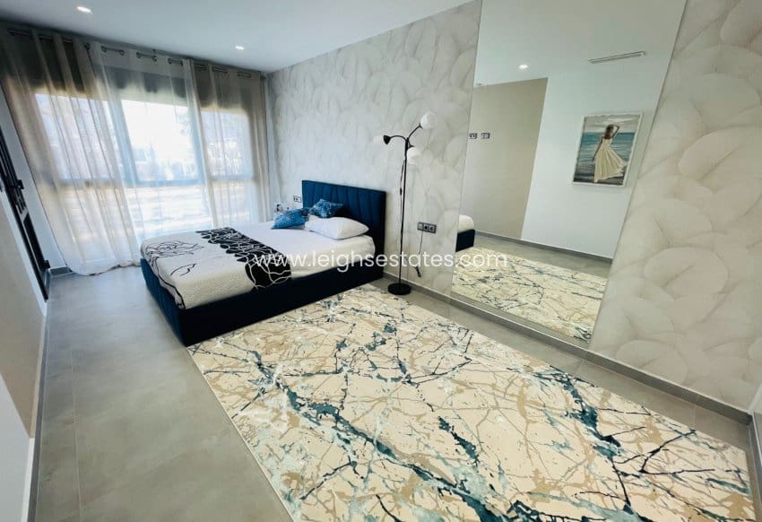 5 bedroom Townhouse for sale in Torrevieja - € 1,200,000 (Ref: 9685844)