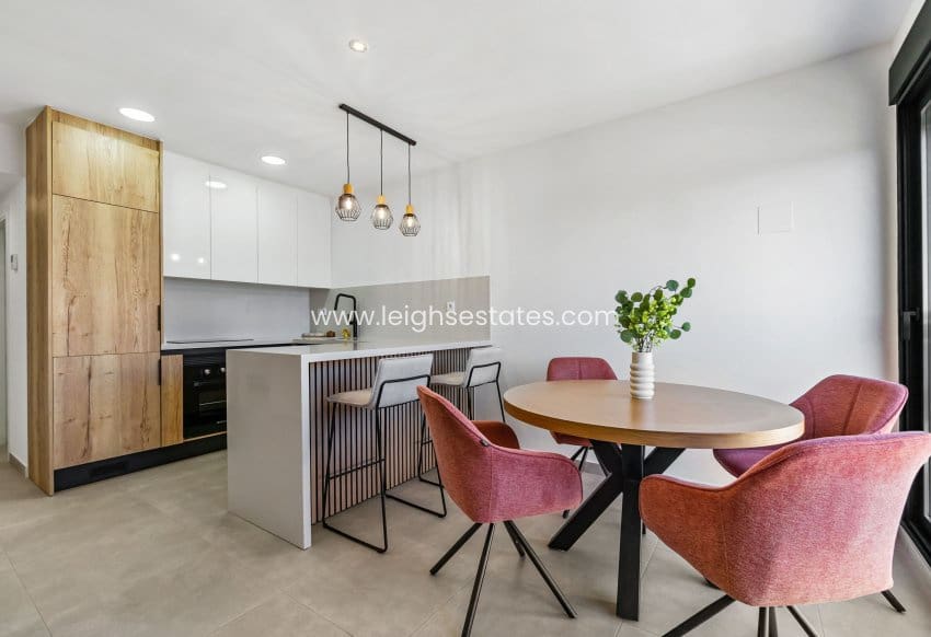 3 bedroom Apartment for sale in Santiago de la Ribera with pool - € 290,000 (Ref: 9685846)