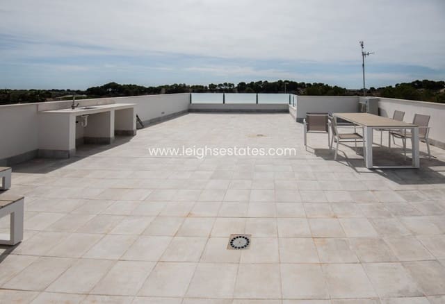 2 makuuhuone Omakotitalo myytävänä paikassa Pinar de Campoverde, Pilar de la Horadada - 422 500 € (Ref: 9685847)