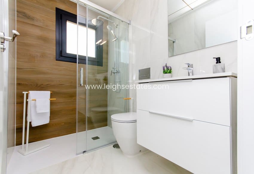 3 quarto Casa em Banda para venda em Orihuela Costa - 415 000 € (Ref: 9685857)