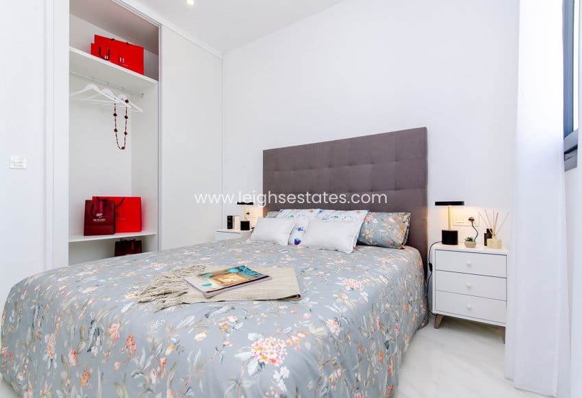 3 quarto Casa em Banda para venda em Orihuela Costa - 415 000 € (Ref: 9685857)