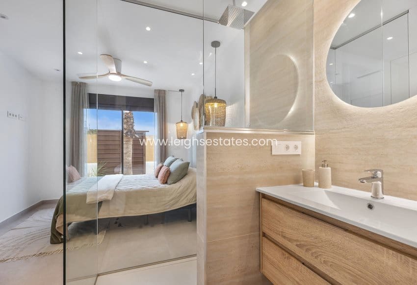 3 chambre Maison de Ville à vendre à Los Alcazares avec piscine - 539 900 € (Ref: 9685859)